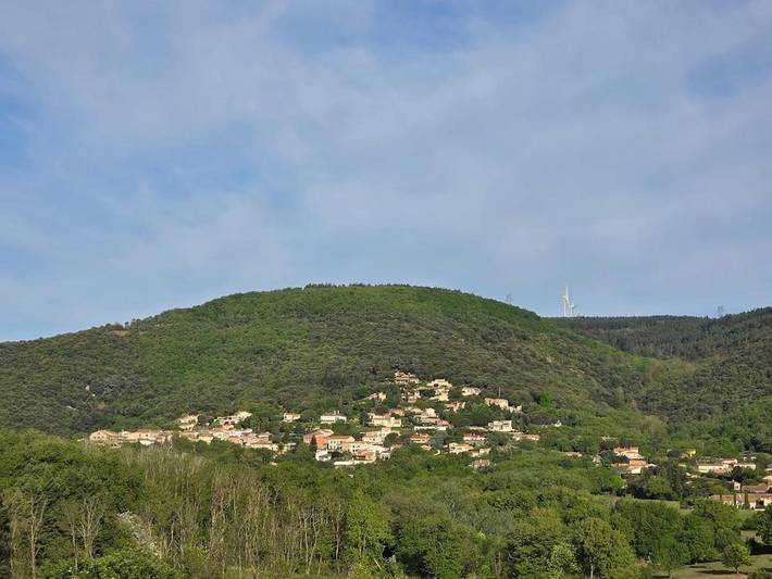 Gîte pour 2 personnes, avec piscine et terrasse à Saint-Georges-les-Bains - 2