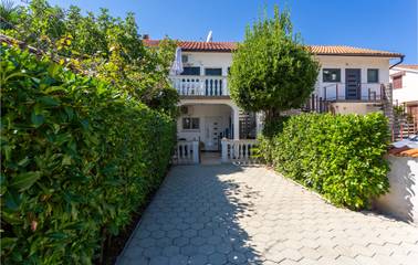 Ferienwohnung für 4 Personen, mit Terrasse in Malinska
