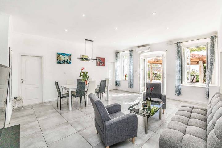 Villa mit pool für 8 Personen, mit Whirlpool und Terrasse in Dubrovnik - 3