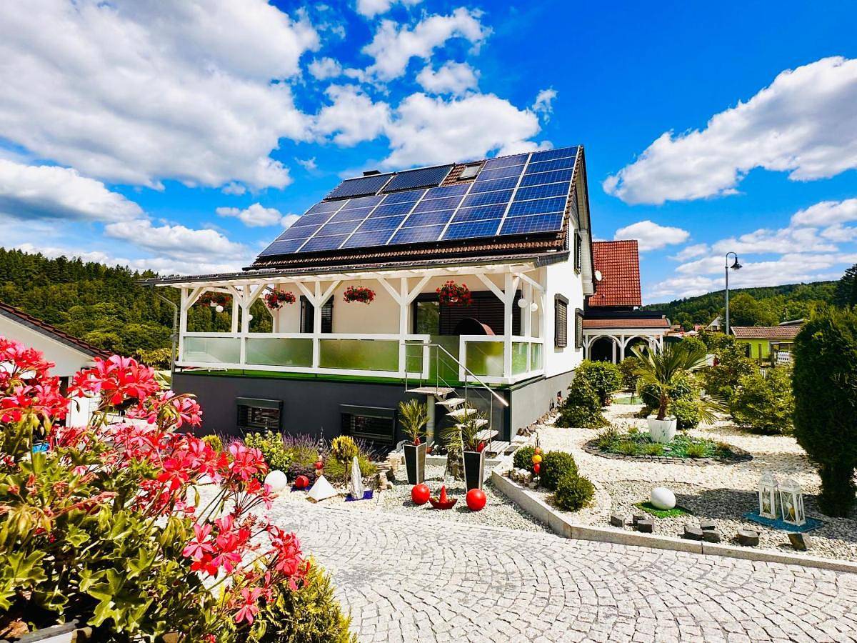 Ganze Wohnung, Ferienhaus zur Waldauer Höhe mit 3 Sz, 120qm & 40qm Balkon in Nahetal-Waldau, Hildburghausen und Umgebung