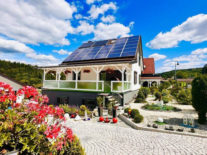 Ferienwohnung für 7 Personen, mit Balkon und Terrasse sowie Garten und Ausblick in Nahetal-Waldau - 2