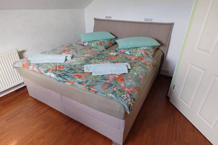 Ganze Wohnung, Apartment Bergschlösschen in Schalkau, Region Sonneberg