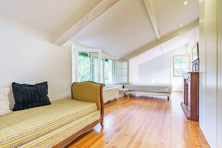 Mendizola - 5 rooms - Swimming pool - Mountain view in Sare, Bayonne region