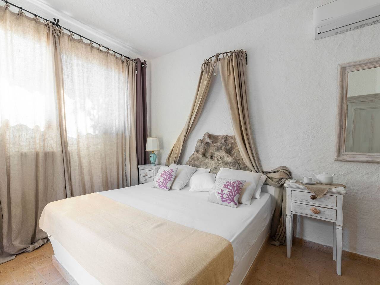 Luxe Côte Stay - Elegante Villa in Pantogia, Arzachena