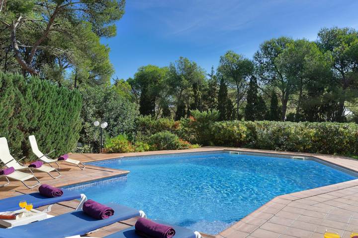 Casa rural para 11 personas, con vistas además de terraza y jardín en Palafrugell - 2