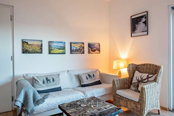 Hel lägenhet, Apartment 'Villa Kato' with Lake View, Garden & Terrace in Kalterer See, Caldaro sulla Strada del Vino