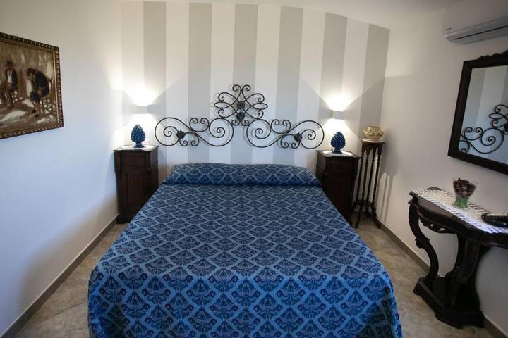 Chambre d’hôte pour 2 personnes, avec vue à Tropea - 4