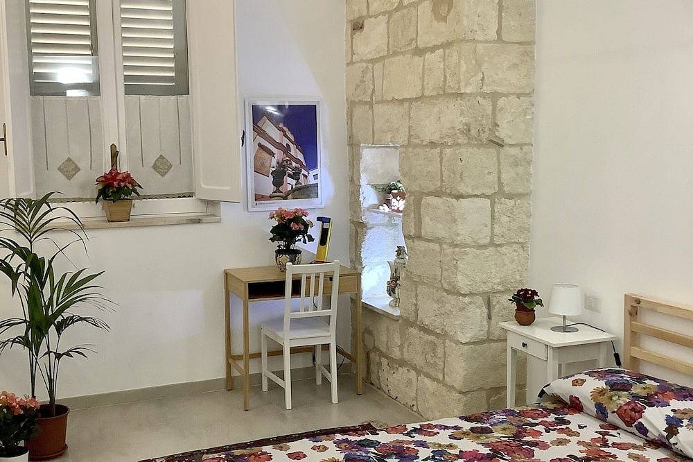 Priceless Residence in the Ancient Village of Castro Marina (Le) in Castro (Lecce), Lecce Province