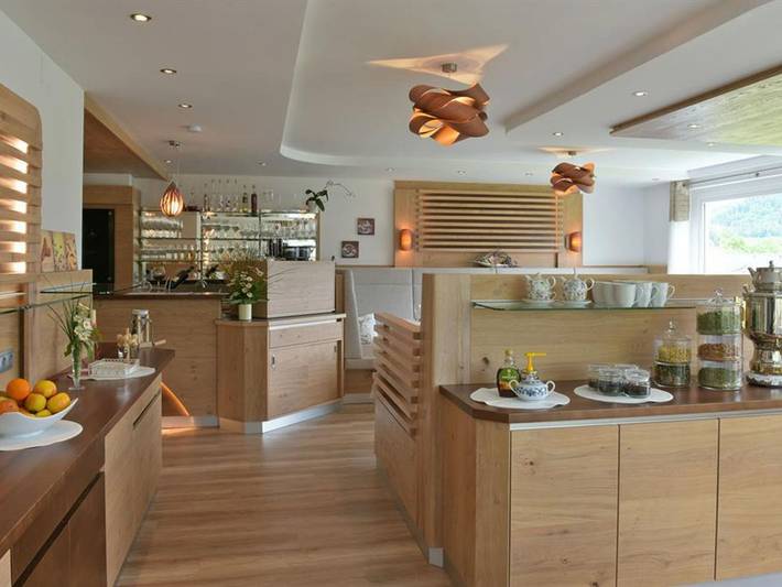 Hotel für 3 Personen, mit Sauna und Terrasse sowie Seeblick und Garten in Villach - 3