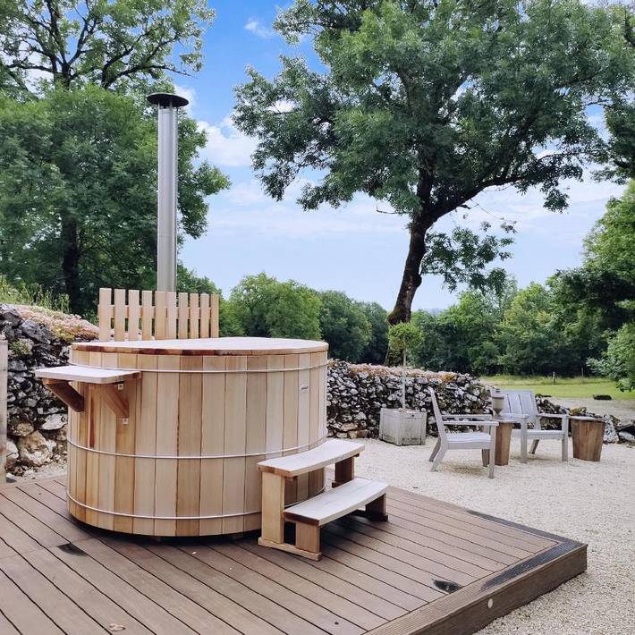 Gîte pour 3 personnes, avec jardin et jacuzzi ainsi que sauna et piscine, adapté aux familles à Cuzance - 3