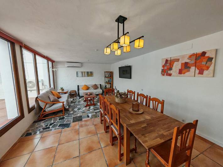 Location de vacances pour 10 personnes, avec jardin ainsi que vue et piscine, animaux acceptés dans Poble Nou Del Delta - 2