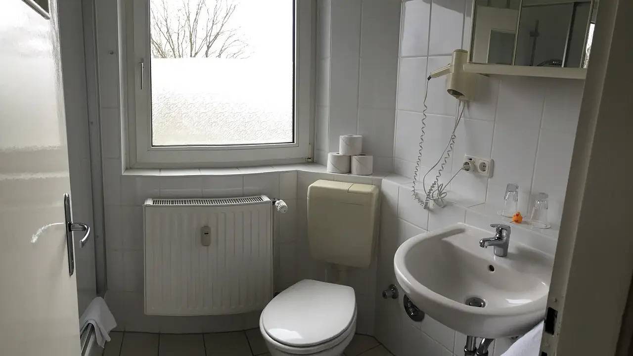 Ganze Ferienwohnung, Ferienwohnung für 2 Personen (47 m²) in Stadtgemeinde Bremen in Bremen - West, Bremen