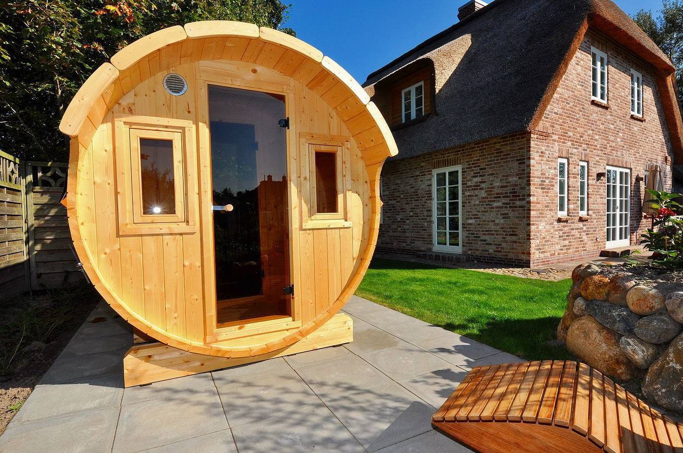 Luxuriöse Doppelhaushälfte "Amber House" in St. Peter-Böhl mit Faßsauna im Garten in Böhl (St. Peter-Ording), St. Peter-Ording