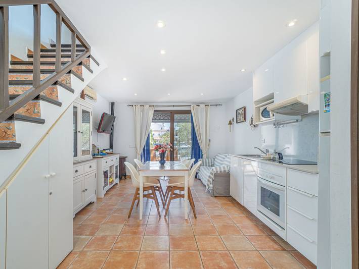 Villa pour 5 personnes, avec terrasse, animaux acceptés à Empuriabrava - 3