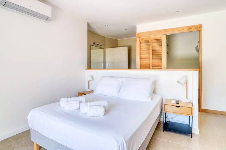 Villa pour 6 personnes, avec piscine ainsi que jardin et vue dans Le Lavandou - 4