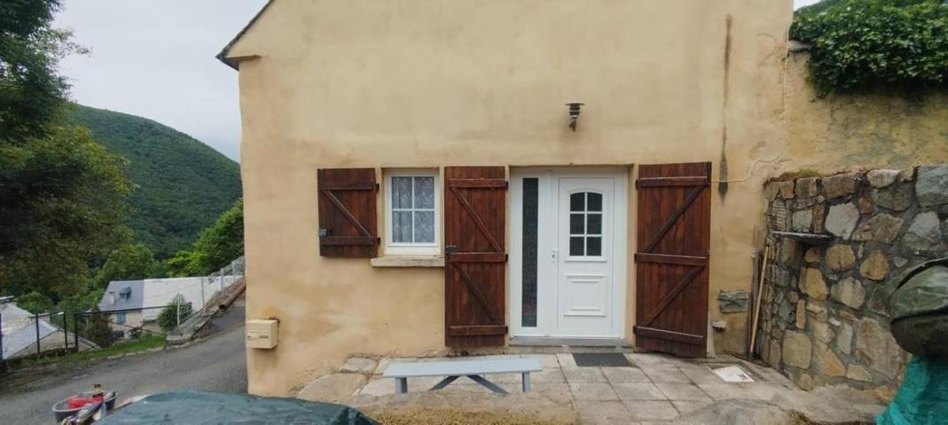 Location de vacances pour 11 personnes, avec Terrasse ainsi que Jardin et Vue à Cazaux-Debat