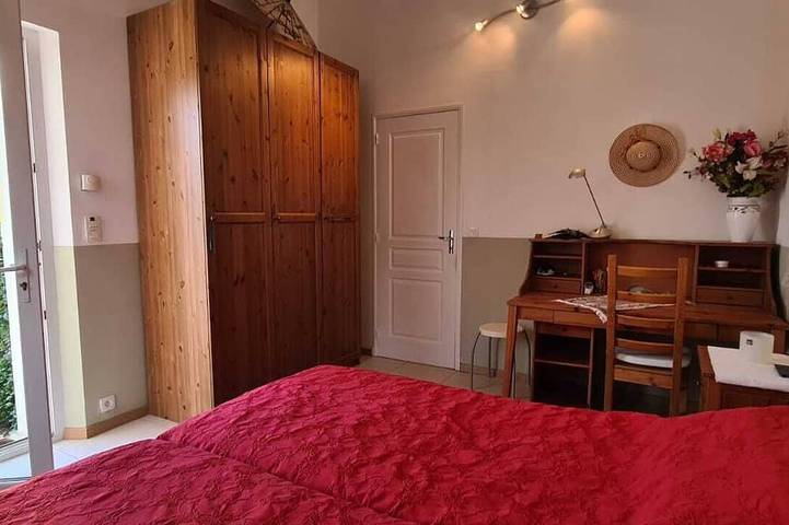 Location de vacances pour 12 personnes, animaux acceptés à La Bastide-des-Jourdans - 4