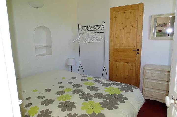 Location de vacances pour 6 personnes, avec terrasse et jardin à Fontaine-de-Vaucluse - 2