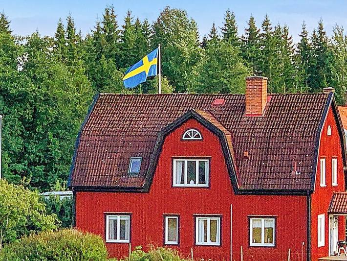 Holiday home for 8 people, child-friendly in Sweden