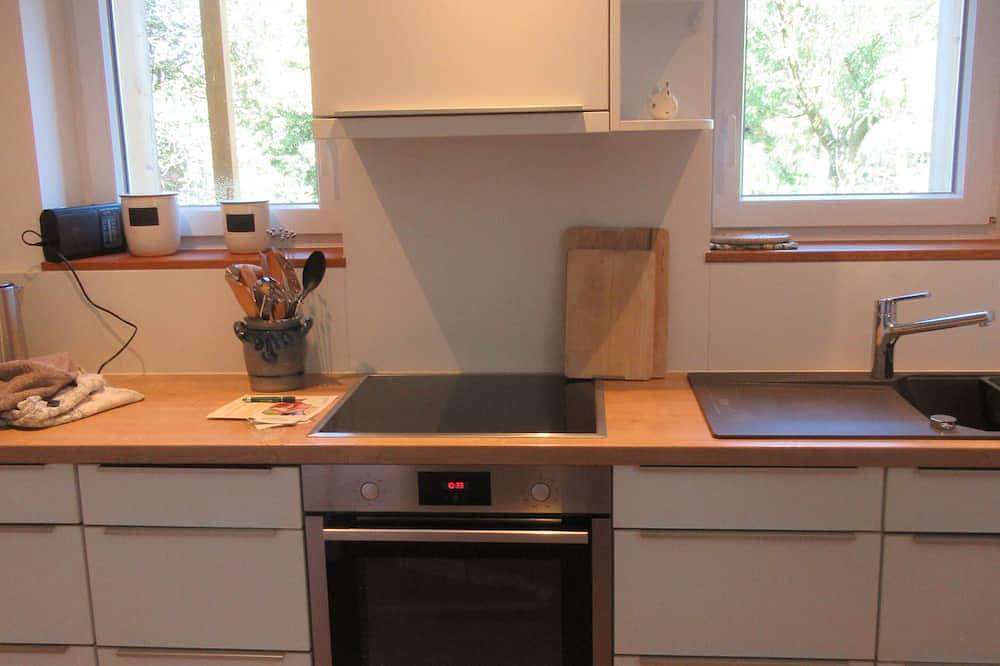 Ganze Wohnung, Ferienwohnung im Grünen in Gottenheim, Südschwarzwald
