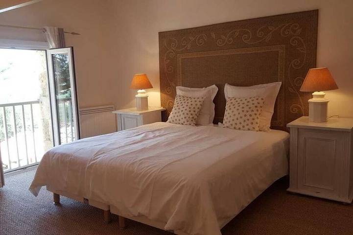 "Paradise Found" Stunning Rural Setting - Pure Peace and Quiet 100% Guaranteed! in Ordan-Larroque, Gers