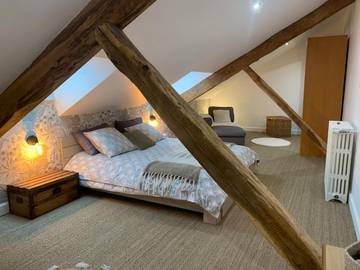 Gîte pour 4 personnes, avec vue et jardin à Le Pin (Isère)