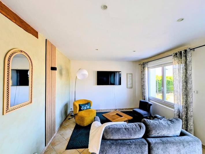 Location de vacances pour 6 personnes, avec Terrasse et Jardin à Lanmeur - 2