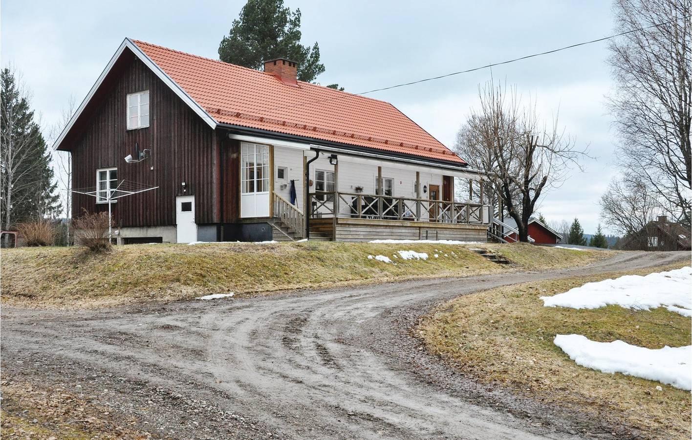 Hus för 6 Personer, med terass