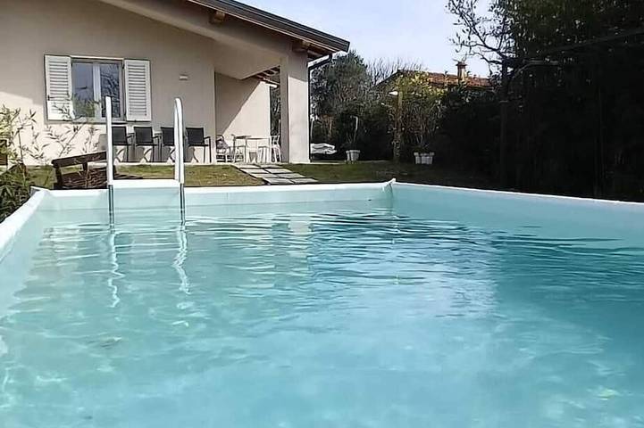 Location de vacances pour 4 personnes, avec Terrasse et Jardin à Lastra a Signa