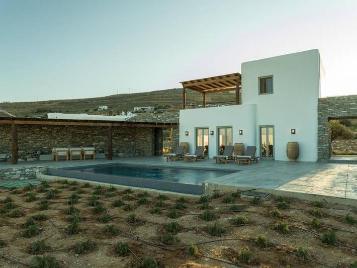 Villa pour 6 personnes, avec jardin ainsi que piscine et terrasse dans Antiparos