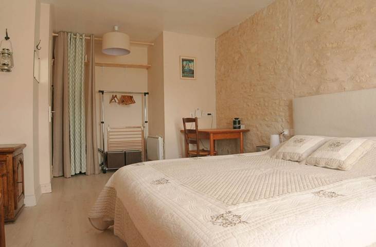 Gîte pour 5 personnes, avec jardin et terrasse à Thairé - 2