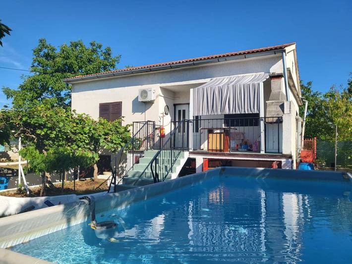 Vakantiehuis voor 6 personen, with tuin and terras as well as uitzicht, met huisdier in Istrië