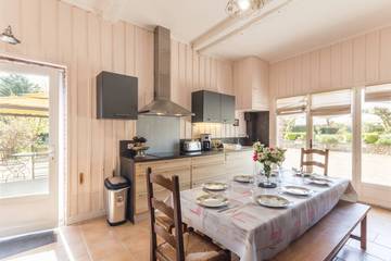 Cottage for 9 People in Ypreville-Biville, Seine-Maritime, Photo 4