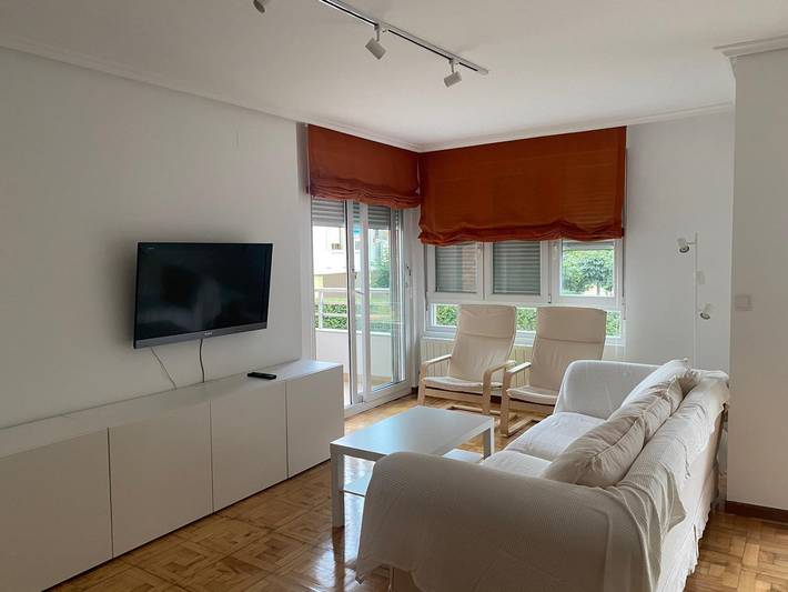 Gîte pour 4 personnes, avec piscine ainsi que balcon et vue sur l’océan à Suances - 2