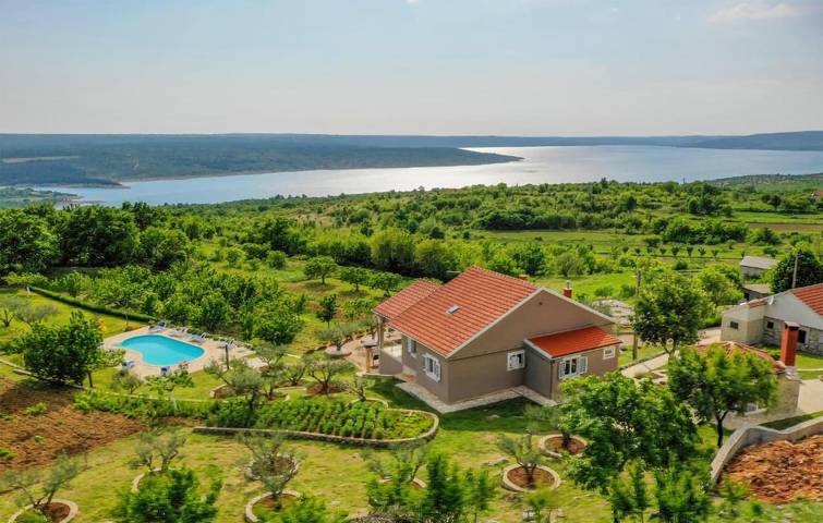 Ferienhaus für 8 Personen, mit Terrasse - 1
