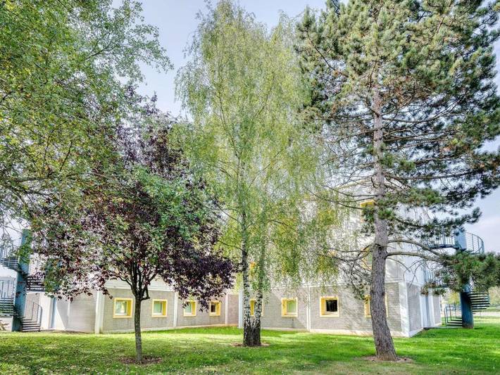Hôtel pour 2 personnes, avec terrasse et jardin à Trappes - 2