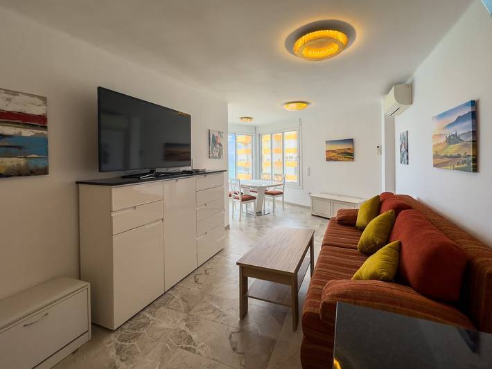 Entire apartment, Apartment 'Increíbles vistas al mar A102' with Sea View, Wi-Fi and Air Conditioning in Torrox Costa, Torrox