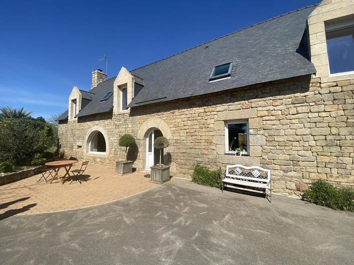 Location de vacances pour 6 personnes, avec piscine et terrasse à Kervignac - 2