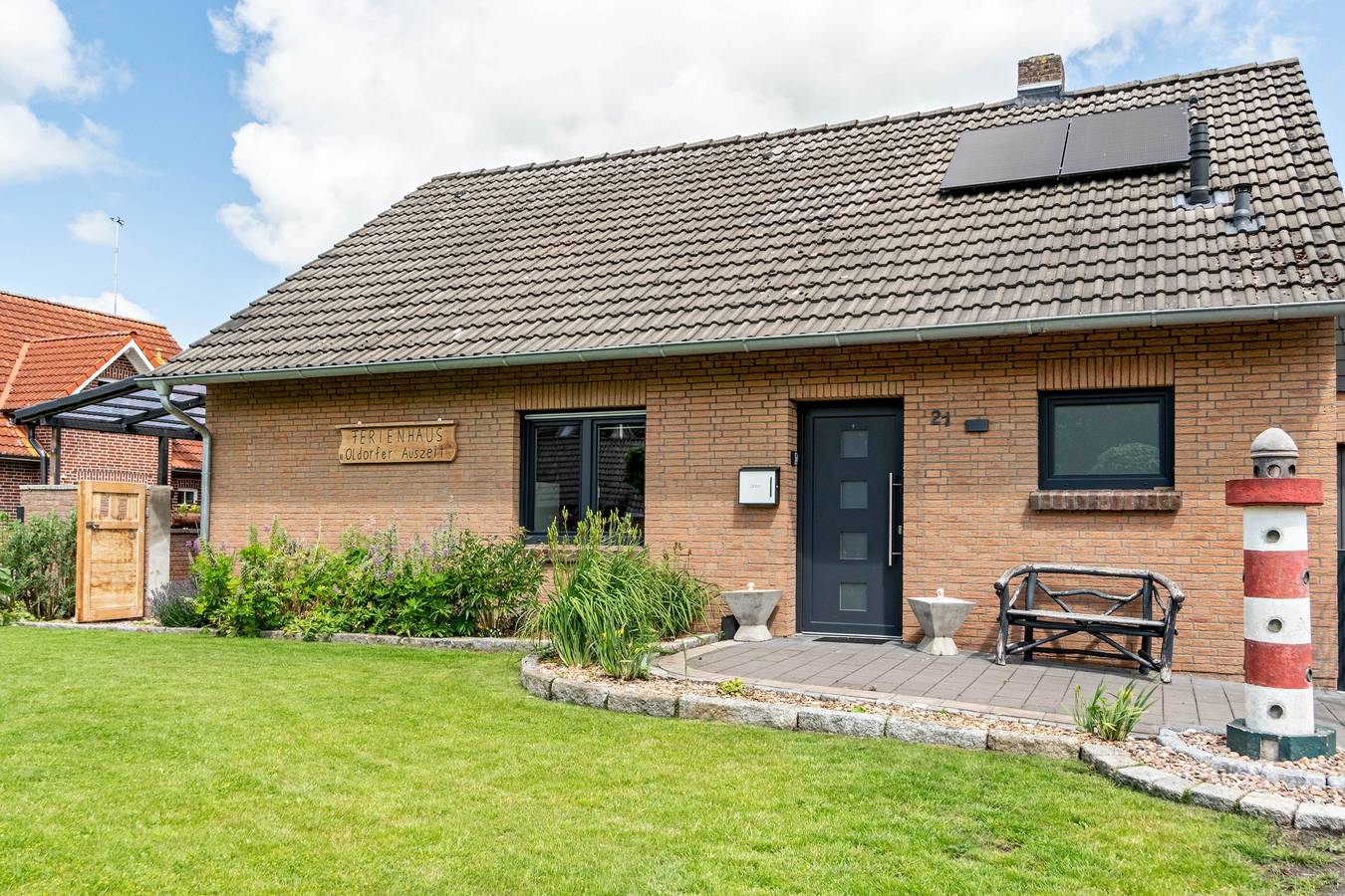 Ferienhaus 'Oldorfer Auszeit' mit privater Terrasse, privatem Garten und Wi-Fi in Wangerland, Südliche Nordseeküste