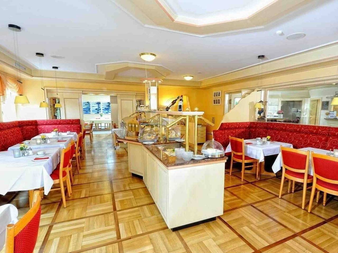 Wellnesshotel Rothfuss - Einzelzimmer mit Dusche und Wc in Bad Wildbad, Nordschwarzwald