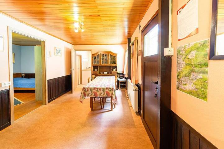 Gîte pour 5 personnes, avec piscine ainsi que terrasse et jardin dans Grand Halleux - 2