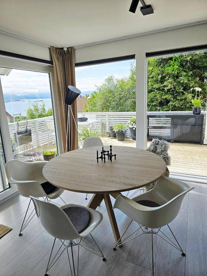 Ferienhaus für 7 Personen, mit Balkon und Terrasse sowie Garten und Ausblick in Molde - 4
