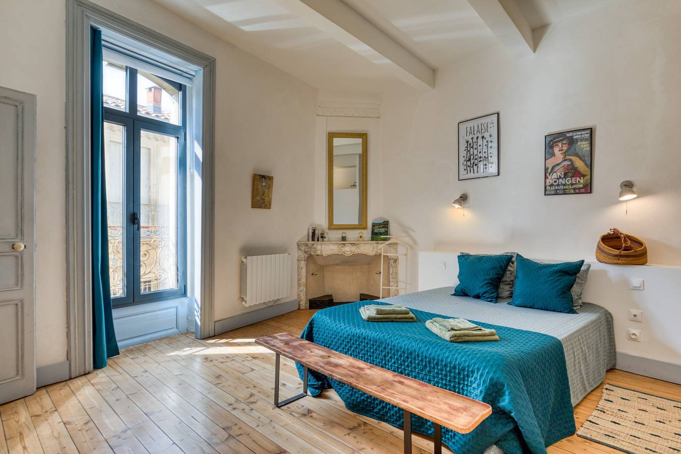 Chambre d'hôtes 'Grande Chambre' avec piscine partagée, jardin partagé et Wi-Fi in Saint-André-de-Sangonis, Région de Lodève