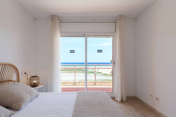 Entire apartment, Beachfront apartment perfect for families · Uhc Arco Del Sol 277 in Platja de l'Arenal (Vandellòs i l'Hospitalet de l'Infant), Vandellòs i l'Hospitalet de l'Infant