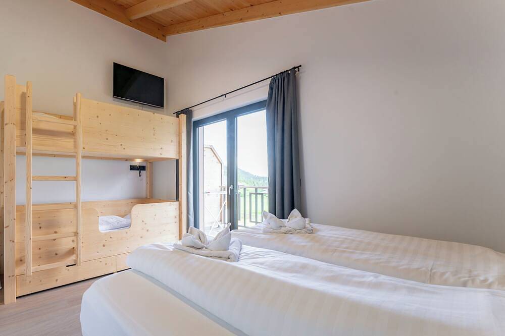 Chalet mit Sauna Nahe des Skigebiets Nassfeld in Hermagor, Hermagor-Pressegger See