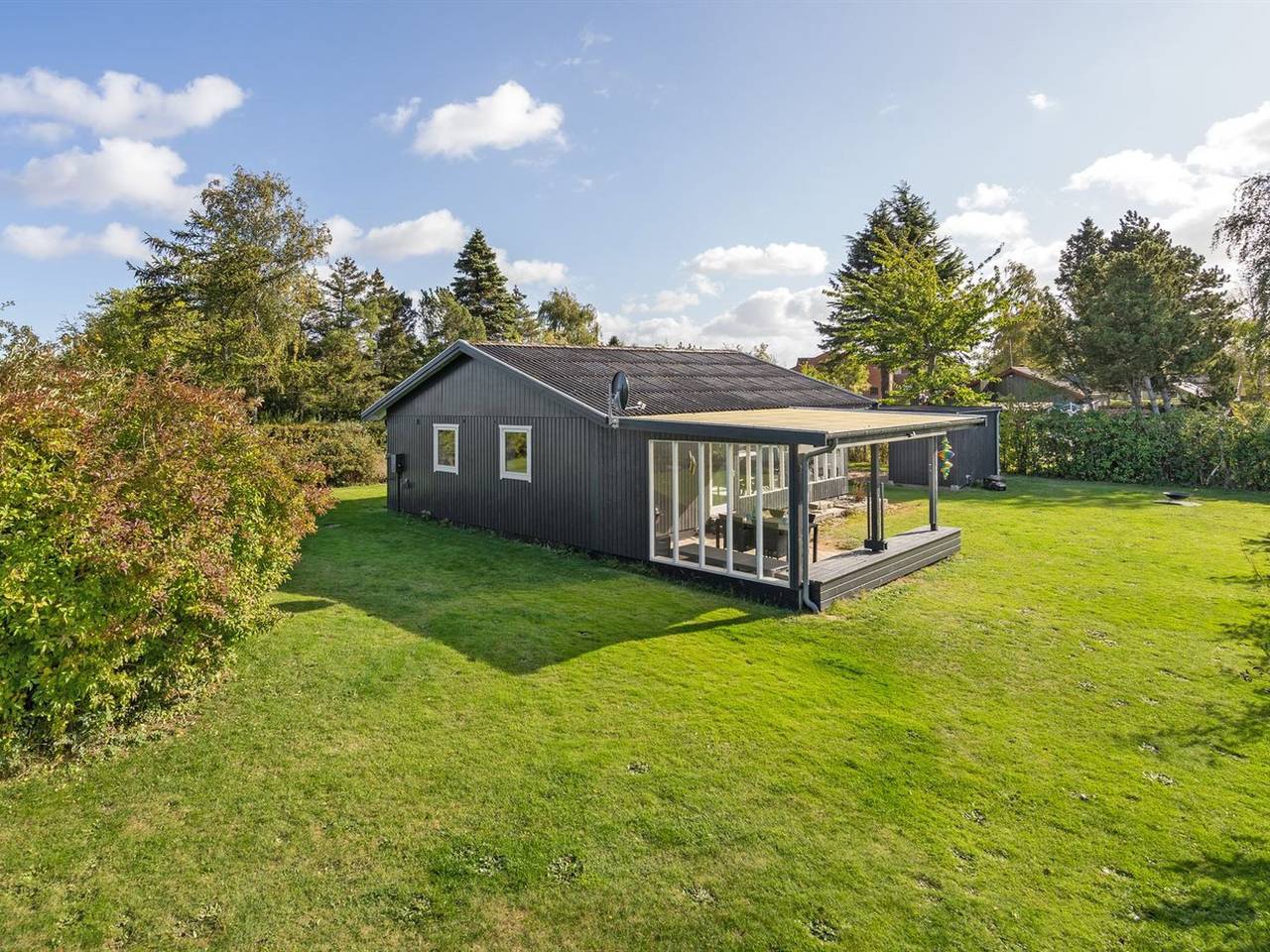 Ferieudlejning til 4 Personer i Bogø, Svenske Østersøen
