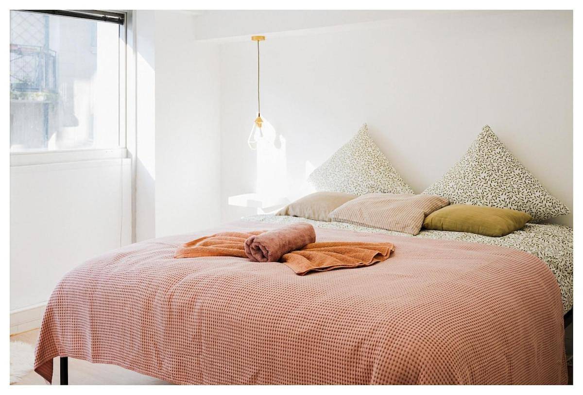 Appartement entier, Two-Bedroom Apartment in Les Lilas, Seine-Saint-Denis