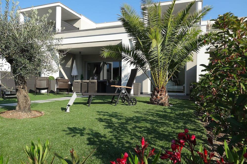 Villa voor 8 Personen in Grimaud, Draguignan en omgeving