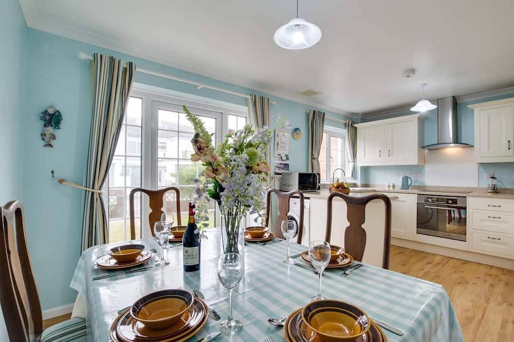 Cottage for 5 People in Portreath, Cornwall