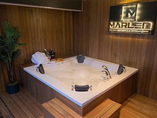 Hotel für 3 Personen, mit Garten und Whirlpool, mit Haustier - 1